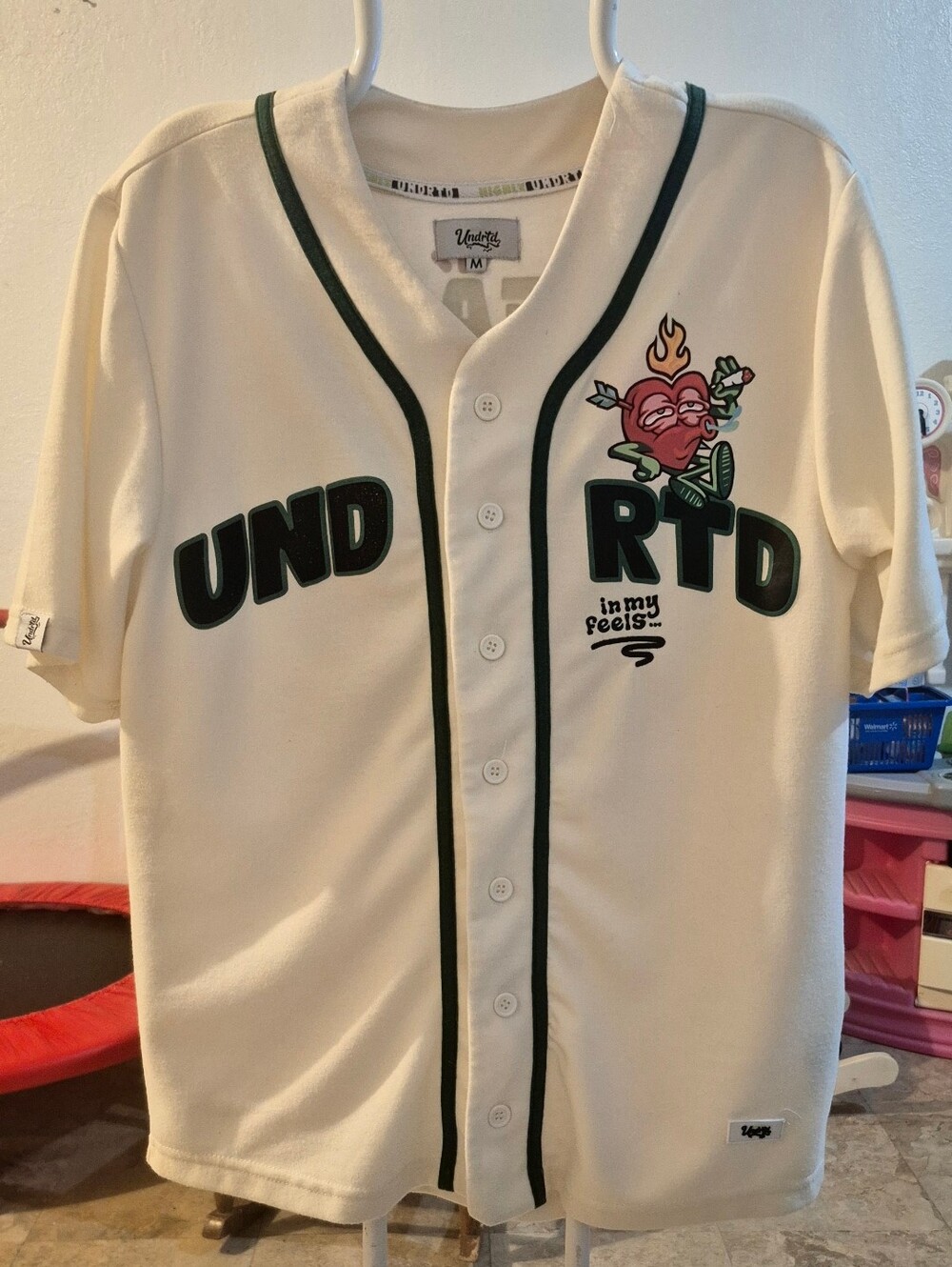 Highly Undrtd Peace Of Mind In My Feels Baseball Jersey Shirt Men’s M Graphic